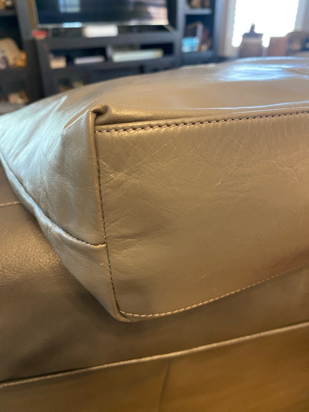 Beautiful Latico gray soft leather tote - Picture 5 of 9